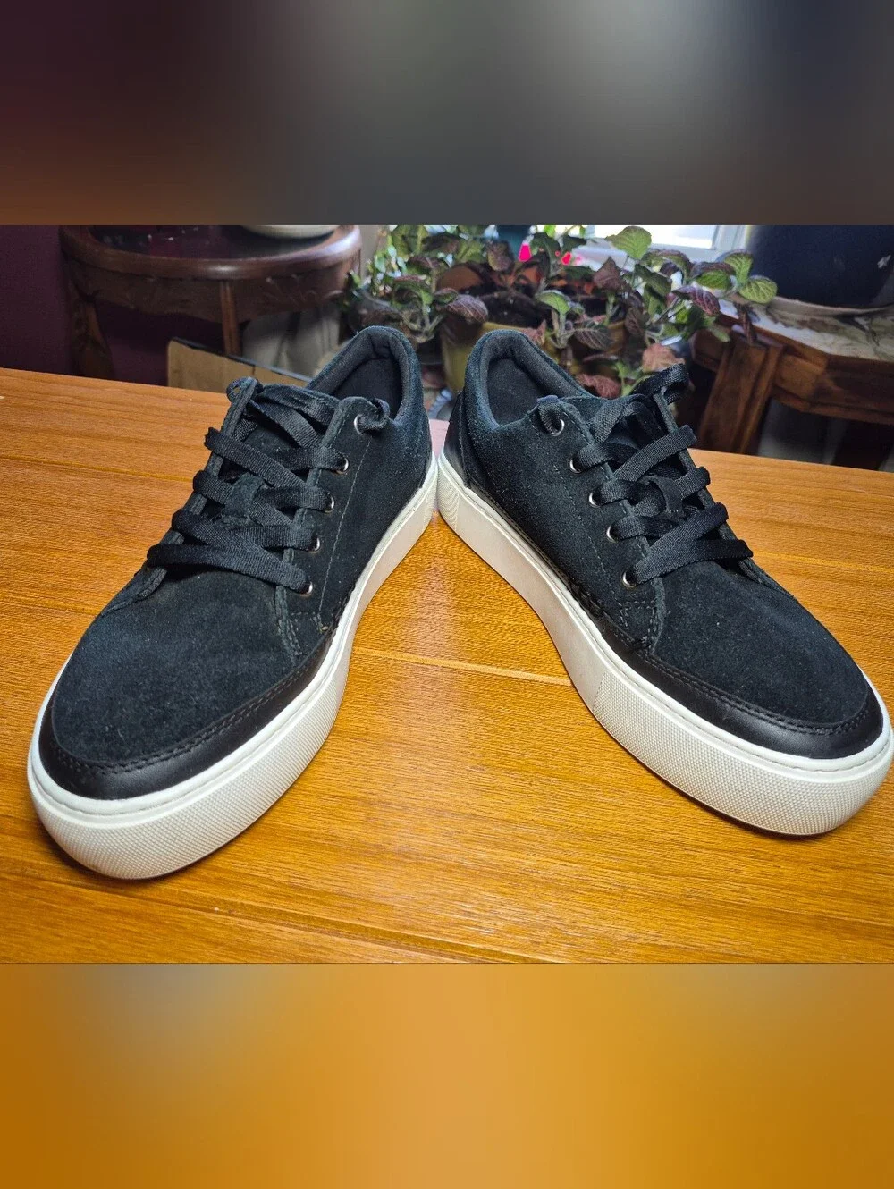 UGG Black Suede Platform Sneakers - Womens Size 8